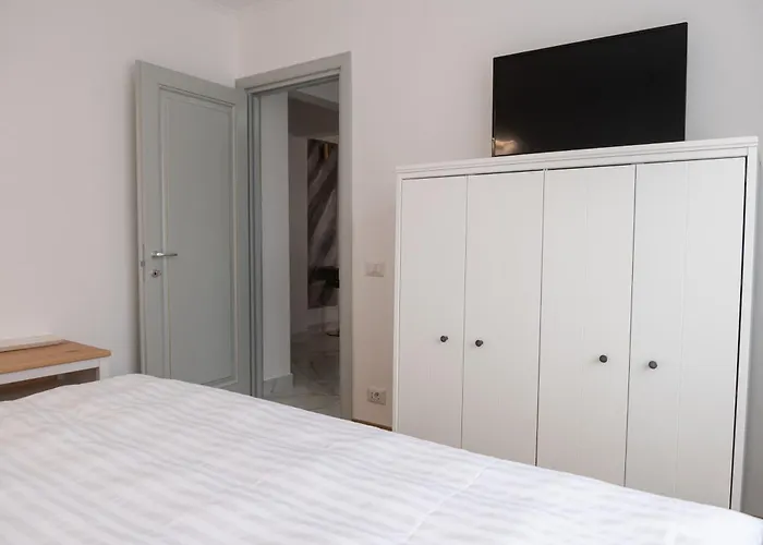 Scandinavia Apartment 2